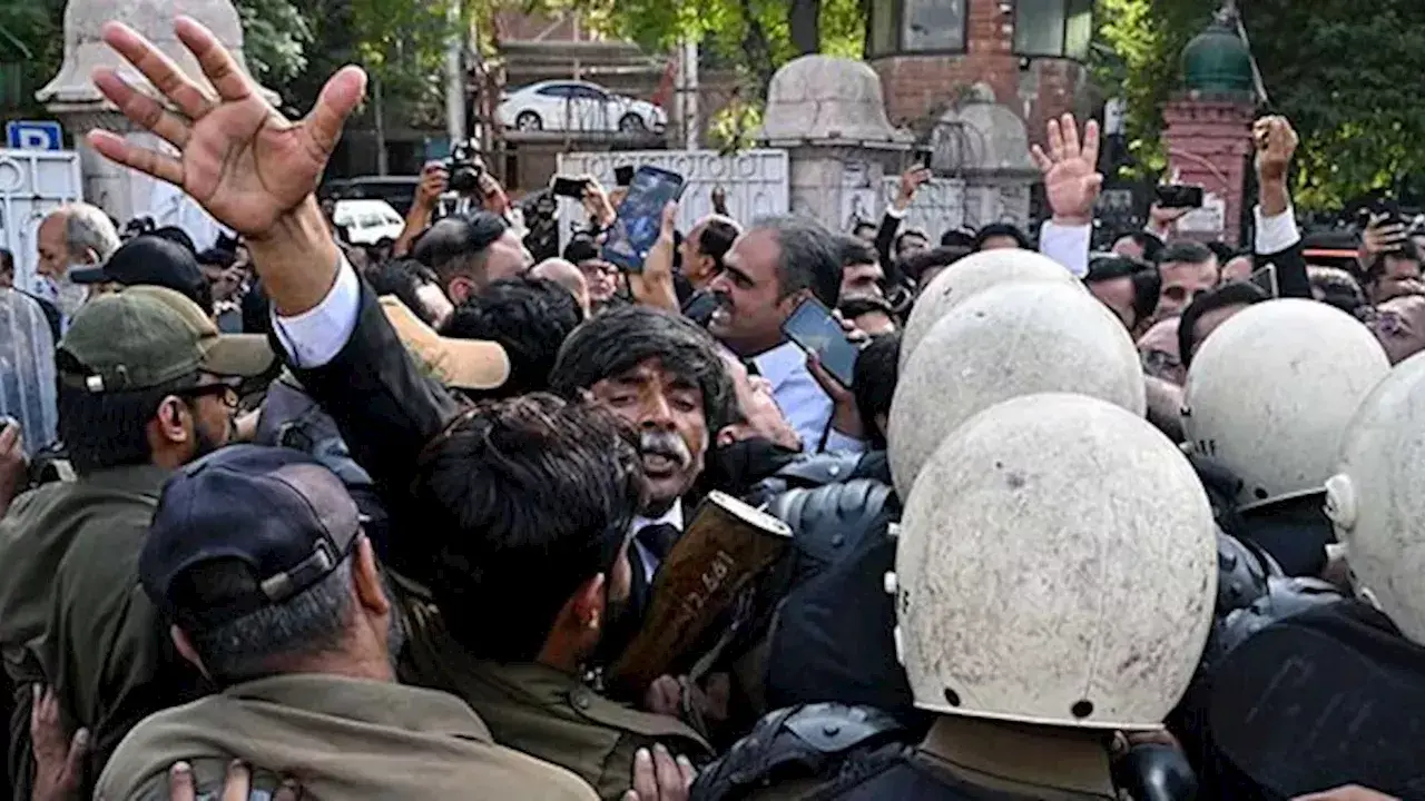 Pakistan Imposes Emergency in Khyber Pakhtunkhwa, Suspends PTI Government
