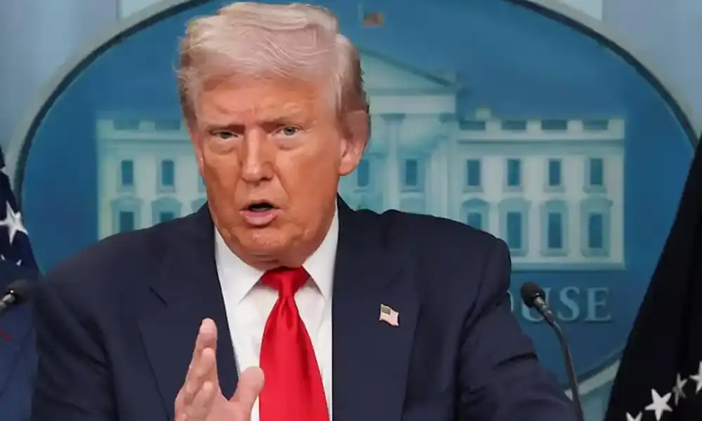 Trump Says Ukraine Needs New President Amid Rift