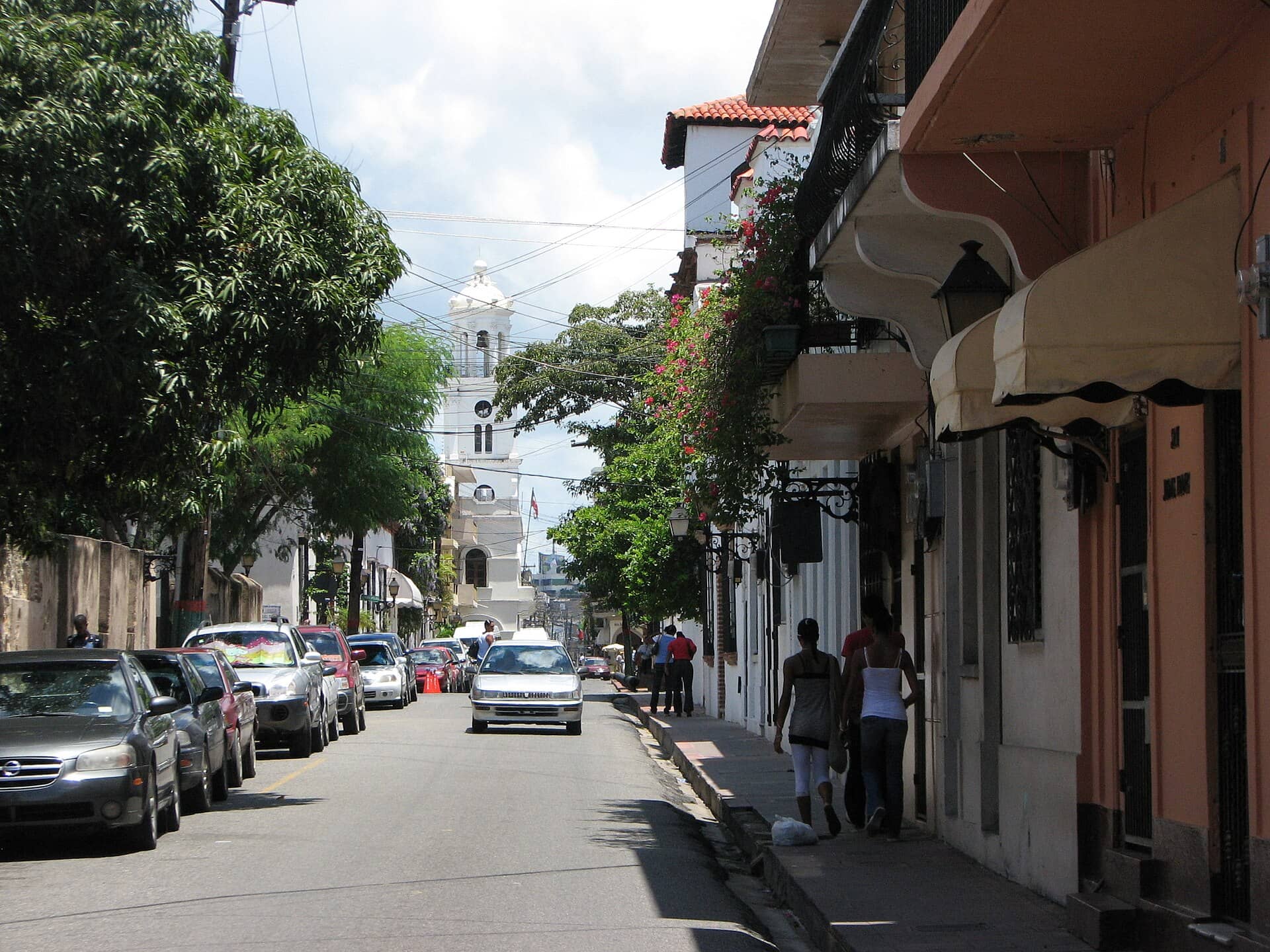 How to Confirm Legitimacy of Foreign Employment Deals in the Dominican Republic