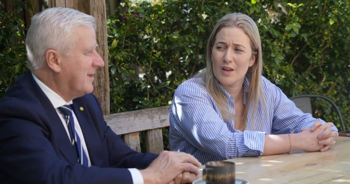 Junee chocolatier urges Labor lawmakers to gain business experience before altering visa policies