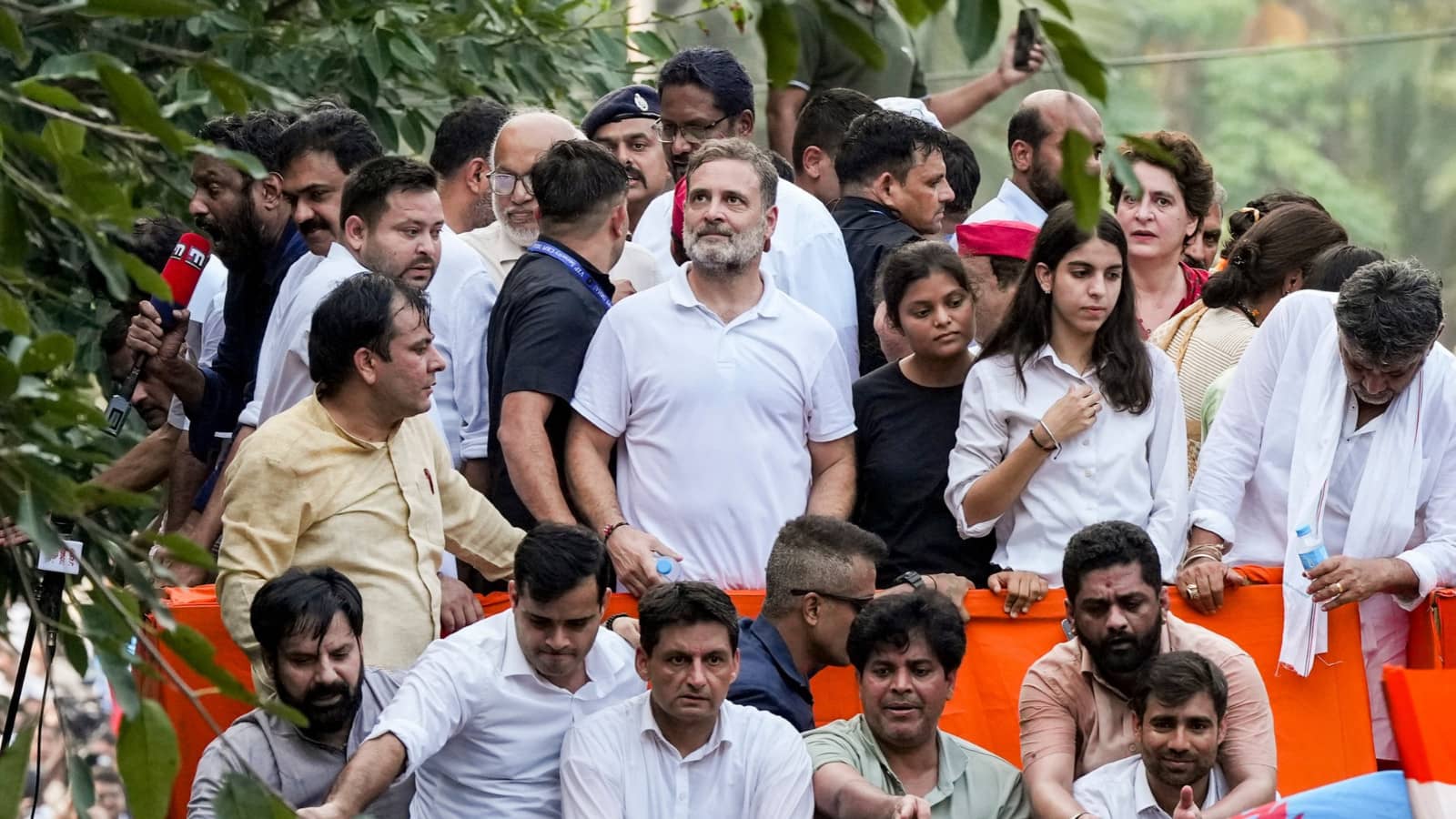 Supreme Court Asks Election Commission for Response on Petition Challenging Rahul Gandhi's March