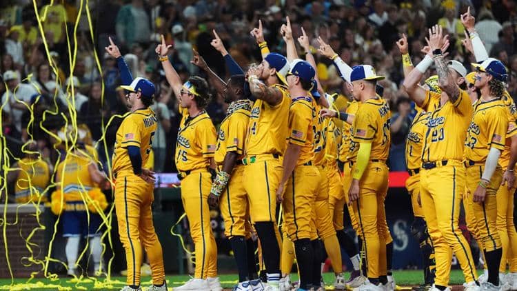 Savannah Bananas Announce 2027 Banana Ball Tour Stops Including Canada, Mexico and Notre Dame