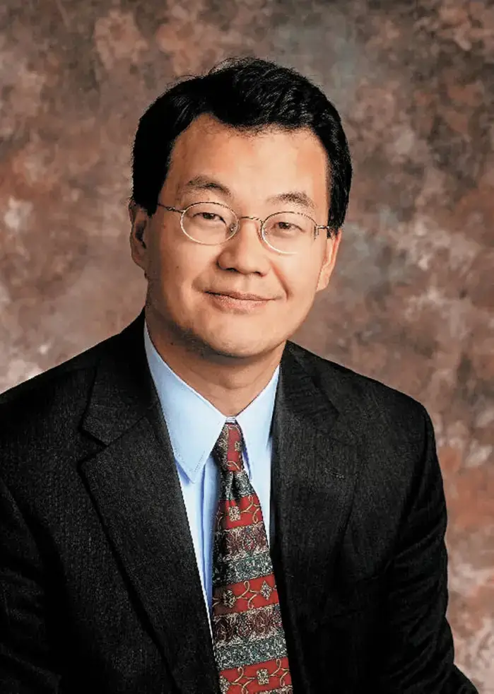 NAR Economist Lawrence Yun Forecasts Slow Recovery for Las Vegas Housing Market Amid High Rates