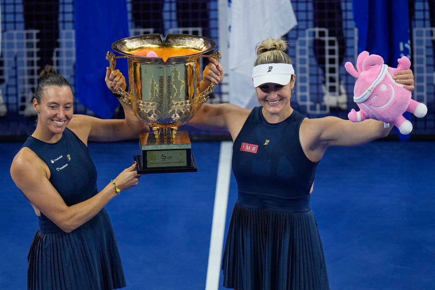 Dabrowski and Stefani Win Wuhan Open Doubles Crown