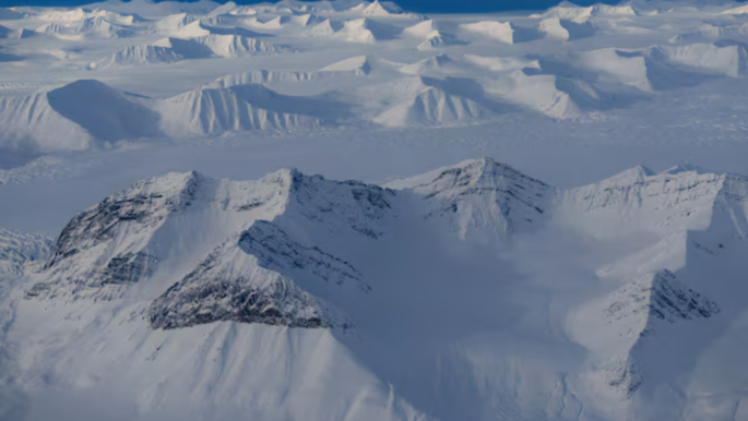 EU Unveils Arctic Strategy Targeting Security Threats and Russian Military Activity