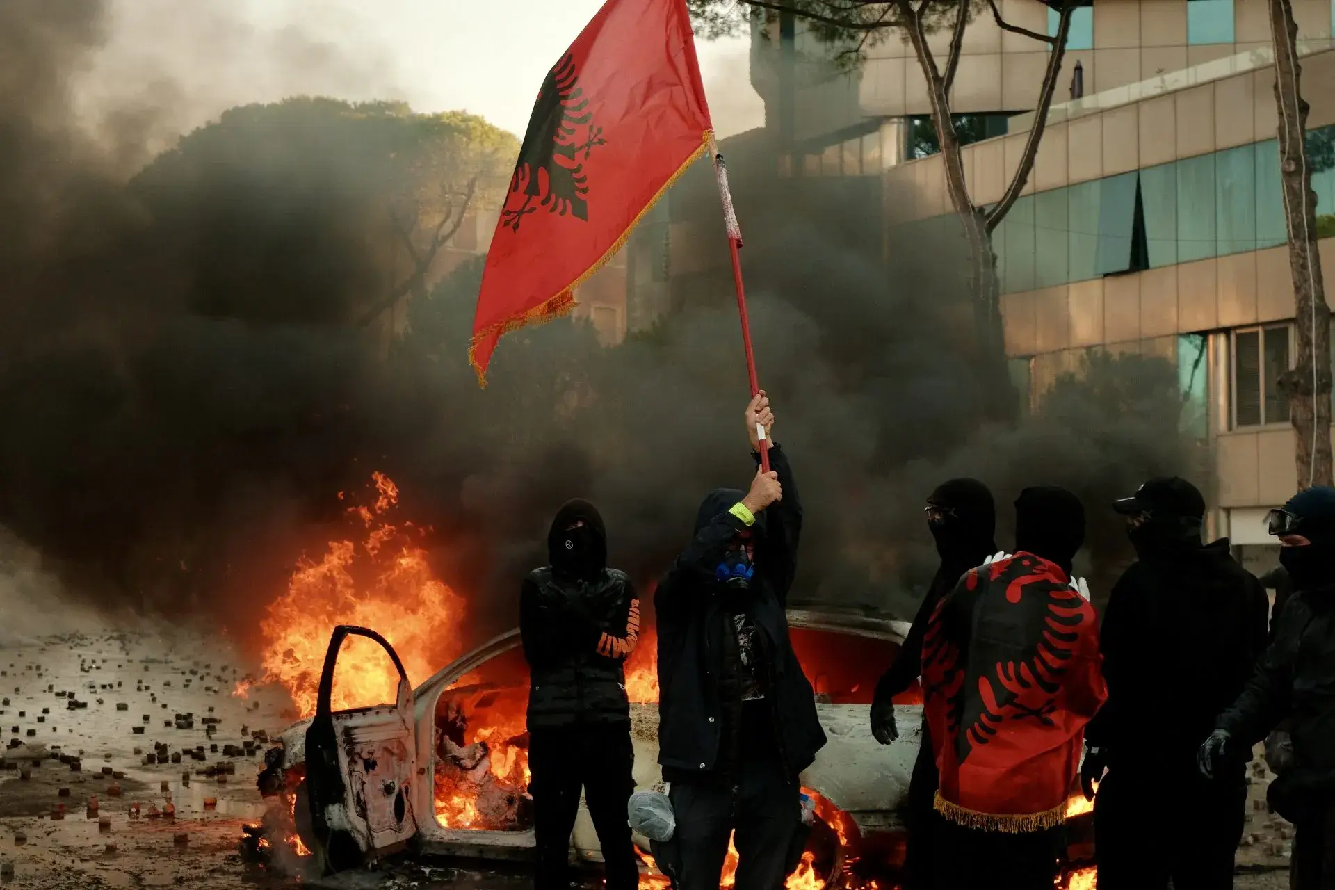 Violent Clashes Mark Fifth Day of Student-Led Protests in Tirana