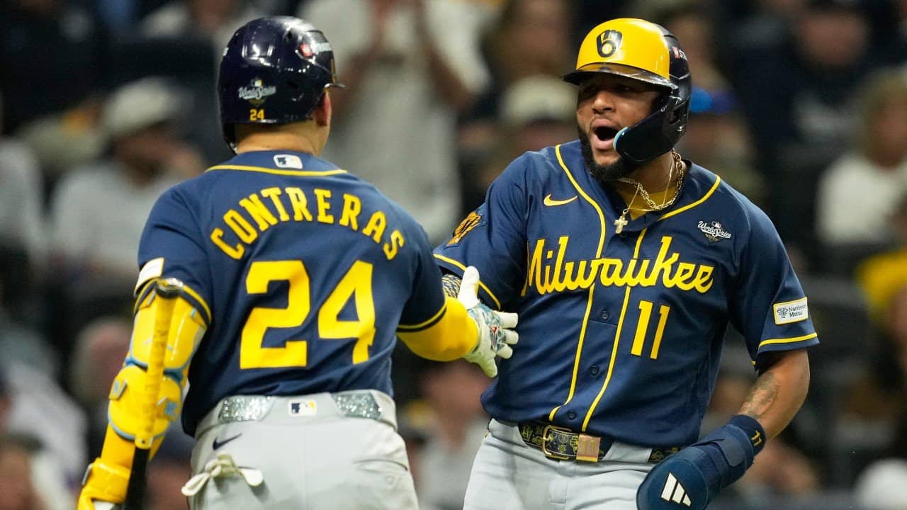 Brewers Fans Flock to Trop as Team Brink of First Championship